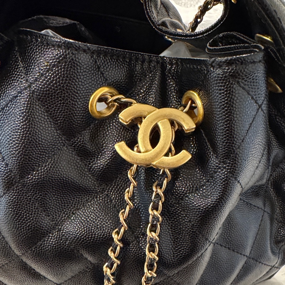 Chanel style 25 black with Gold Chain - Picture 4 of 5